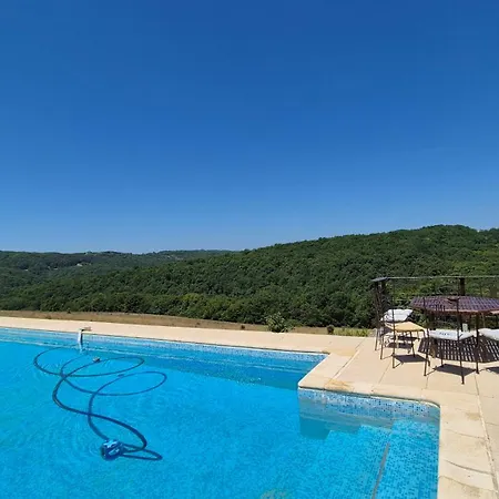 Avec Piscine Et Clim Proche Sarlat Сasa de vacaciones *